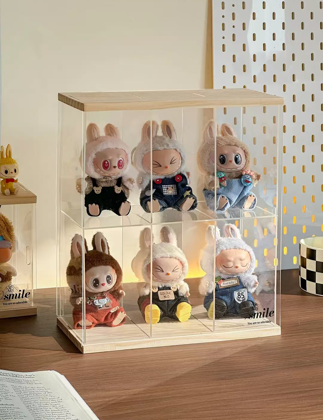 Labubu display box